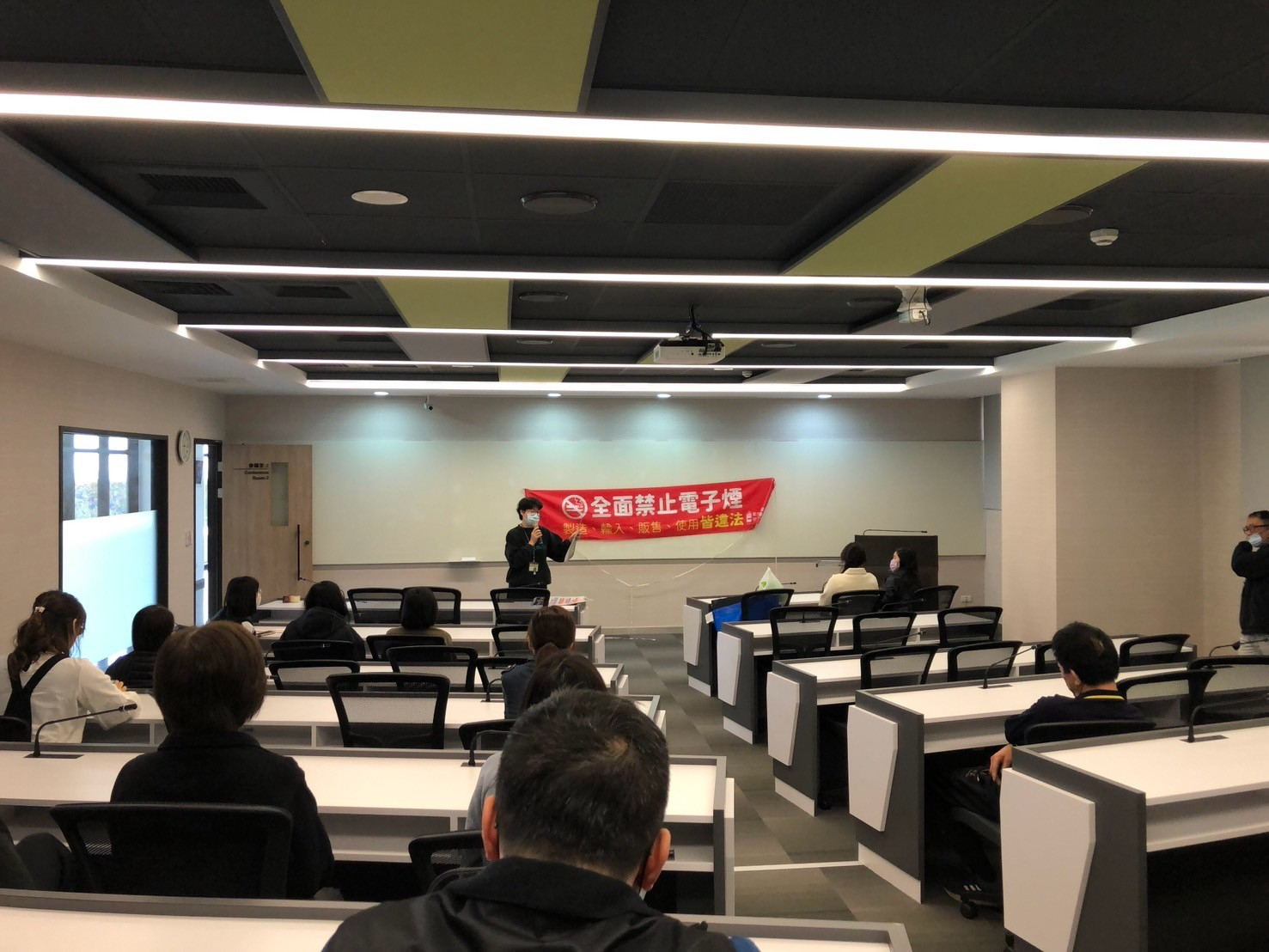 114年3月20日宏締實業股份有限公司菸害職場宣導