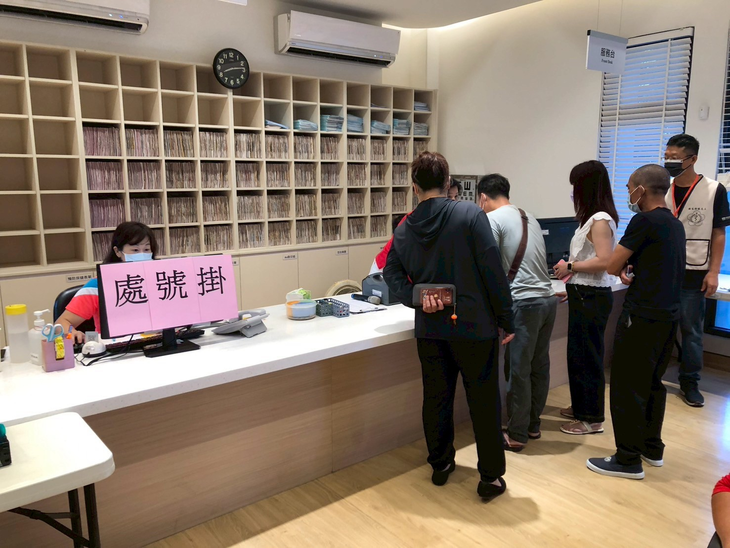 10月18日【星期六】設站免費流感+COVID-19疫苗預防注射+癌症篩檢